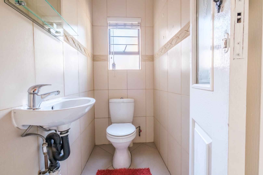 3 Bedroom Property for Sale in Bassonia Rock Gauteng