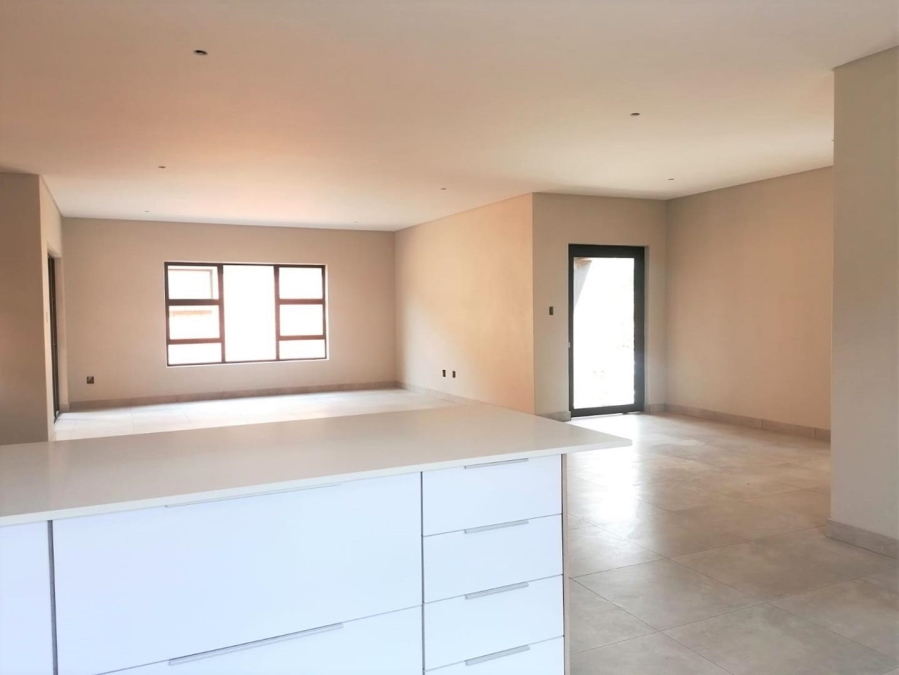 4 Bedroom Property for Sale in Brackenhurst Gauteng
