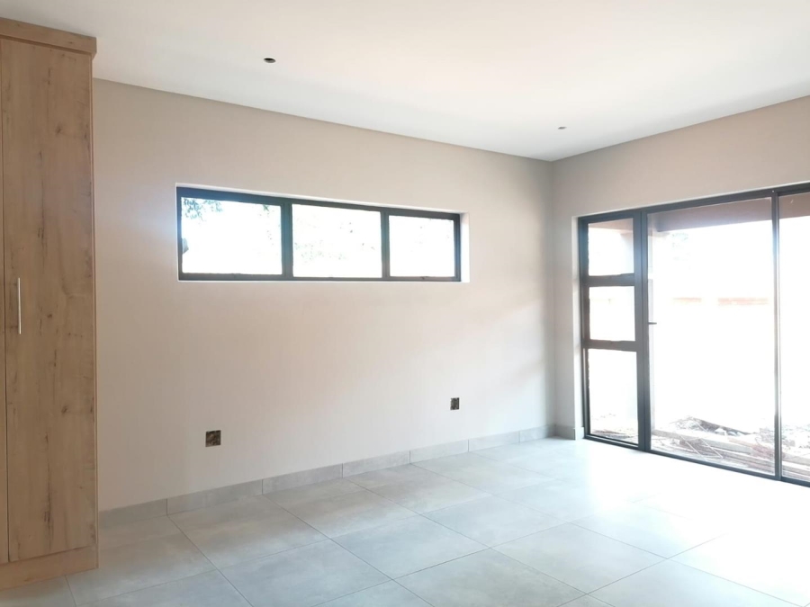 4 Bedroom Property for Sale in Brackenhurst Gauteng