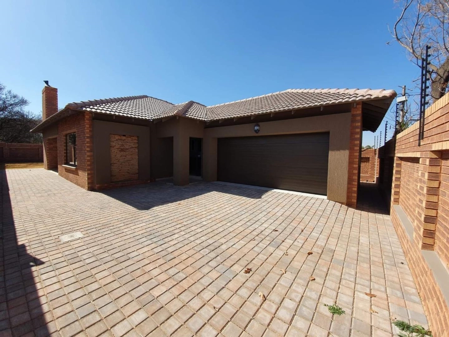 4 Bedroom Property for Sale in Brackenhurst Gauteng