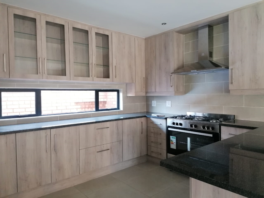 3 Bedroom Property for Sale in Brackenhurst Gauteng