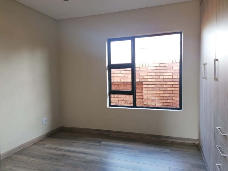 3 Bedroom Property for Sale in Brackenhurst Gauteng