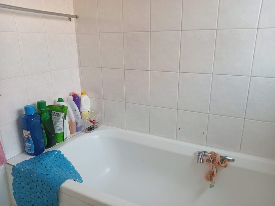 3 Bedroom Property for Sale in Meyersdal Gauteng