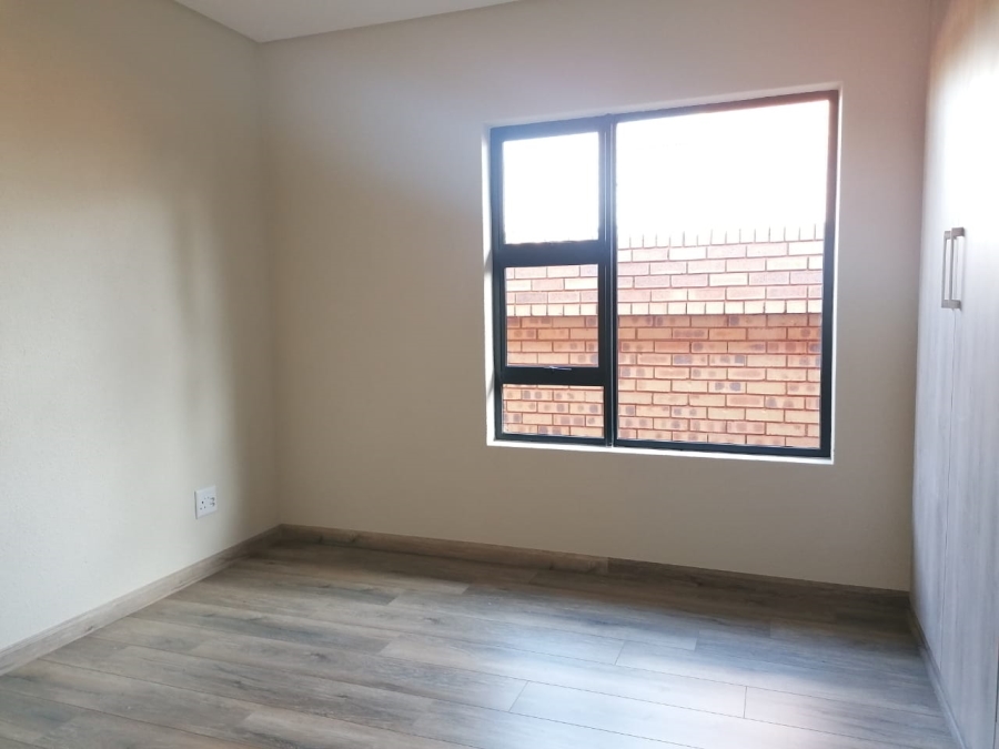 3 Bedroom Property for Sale in Brackenhurst Gauteng