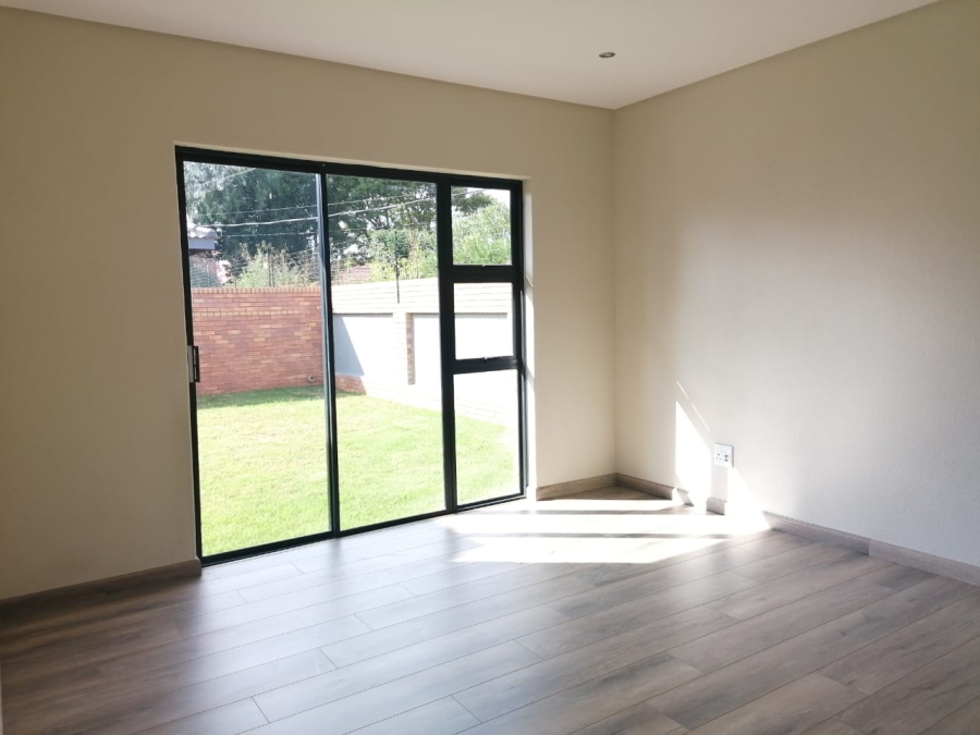 3 Bedroom Property for Sale in Brackenhurst Gauteng