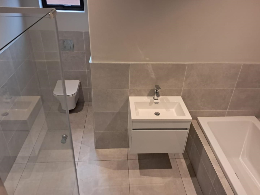 4 Bedroom Property for Sale in Brackenhurst Gauteng