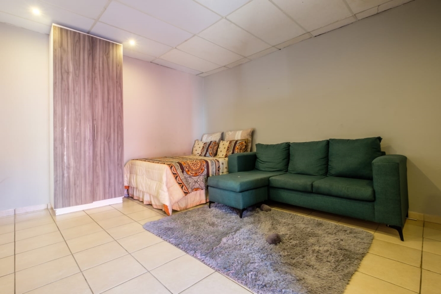 11 Bedroom Property for Sale in Rosettenville Gauteng