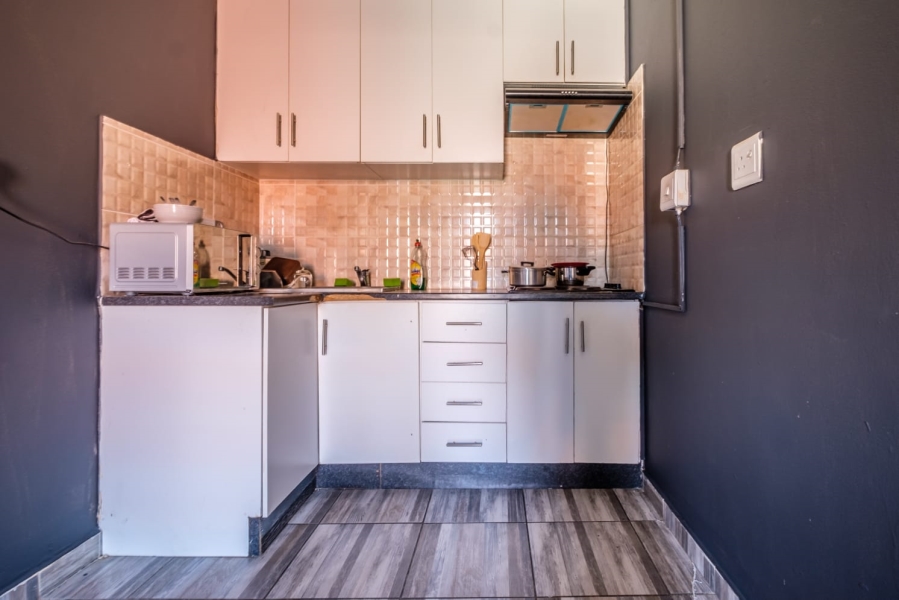 11 Bedroom Property for Sale in Rosettenville Gauteng