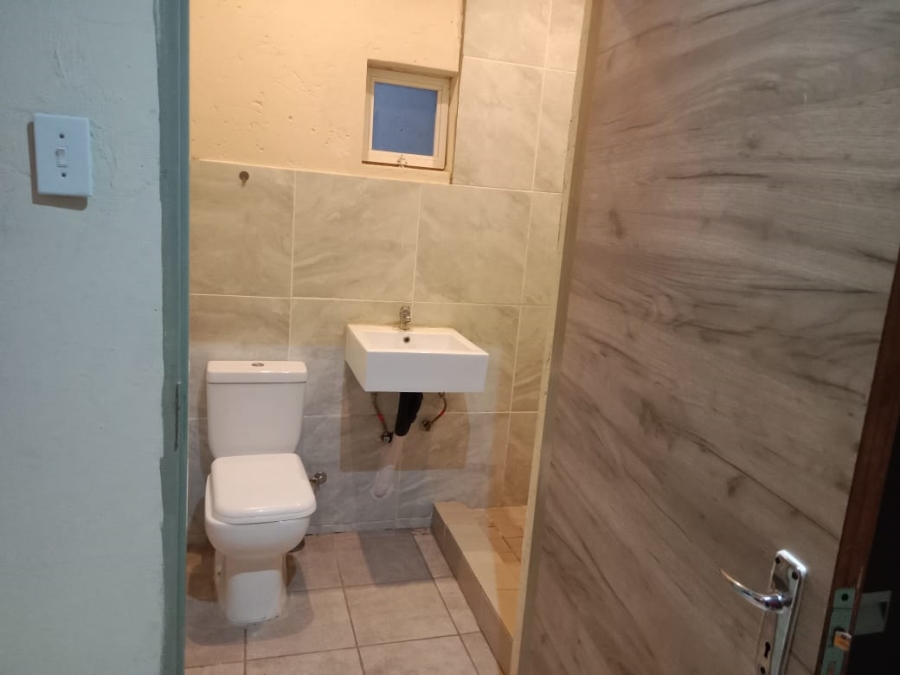 11 Bedroom Property for Sale in Rosettenville Gauteng