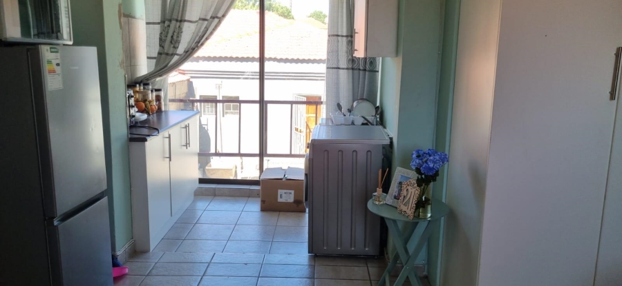 11 Bedroom Property for Sale in Rosettenville Gauteng