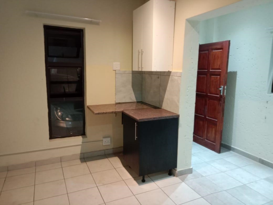 11 Bedroom Property for Sale in Rosettenville Gauteng