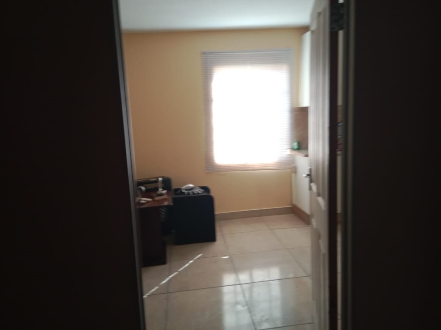 11 Bedroom Property for Sale in Rosettenville Gauteng
