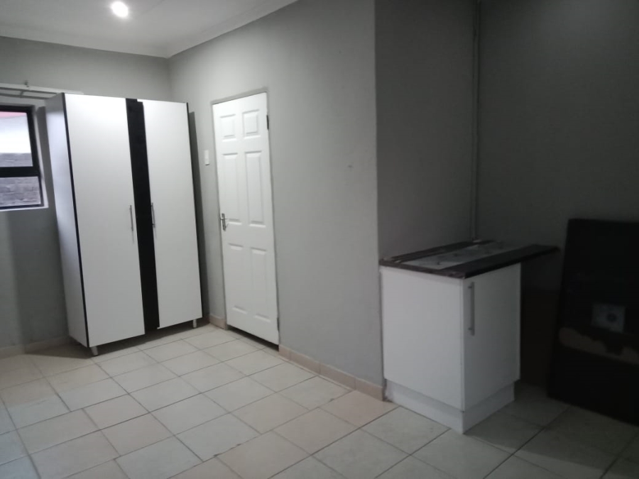 11 Bedroom Property for Sale in Rosettenville Gauteng