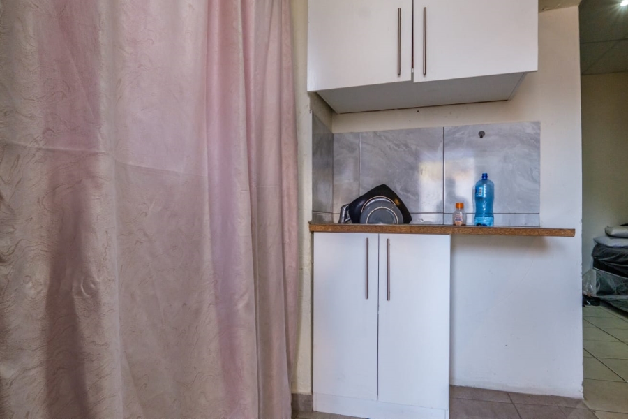 11 Bedroom Property for Sale in Rosettenville Gauteng