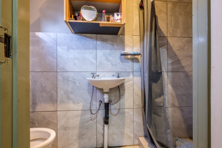 11 Bedroom Property for Sale in Rosettenville Gauteng