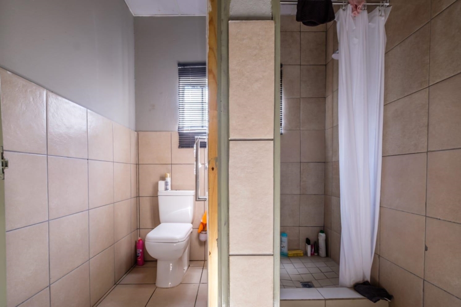 11 Bedroom Property for Sale in Rosettenville Gauteng