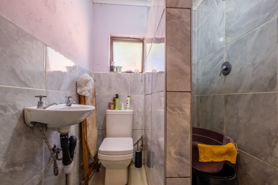 11 Bedroom Property for Sale in Rosettenville Gauteng