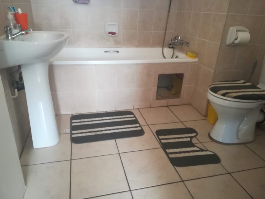 2 Bedroom Property for Sale in Weavind Park Gauteng