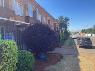 1 Bedroom Property for Sale in Primrose Gauteng