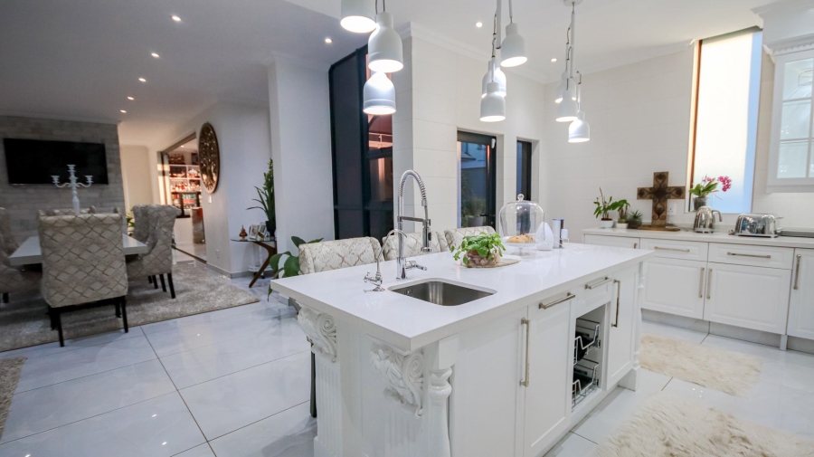 4 Bedroom Property for Sale in The Hills Game Reserve Estate Gauteng