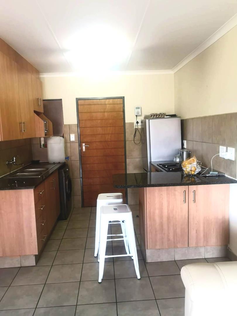 2 Bedroom Property for Sale in Olifantsvlei Gauteng