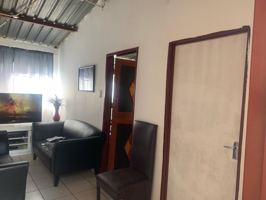 2 Bedroom Property for Sale in Lehae Gauteng