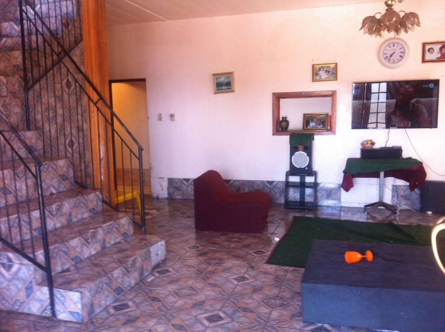 8 Bedroom Property for Sale in Observatory Gauteng
