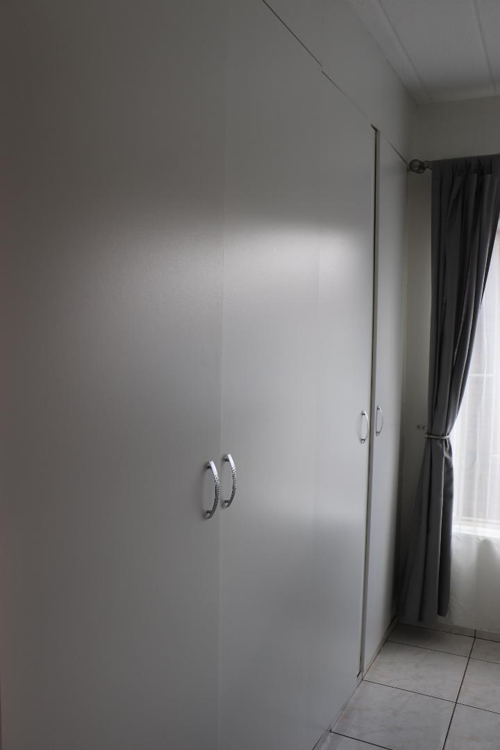 2 Bedroom Property for Sale in Florida Gauteng