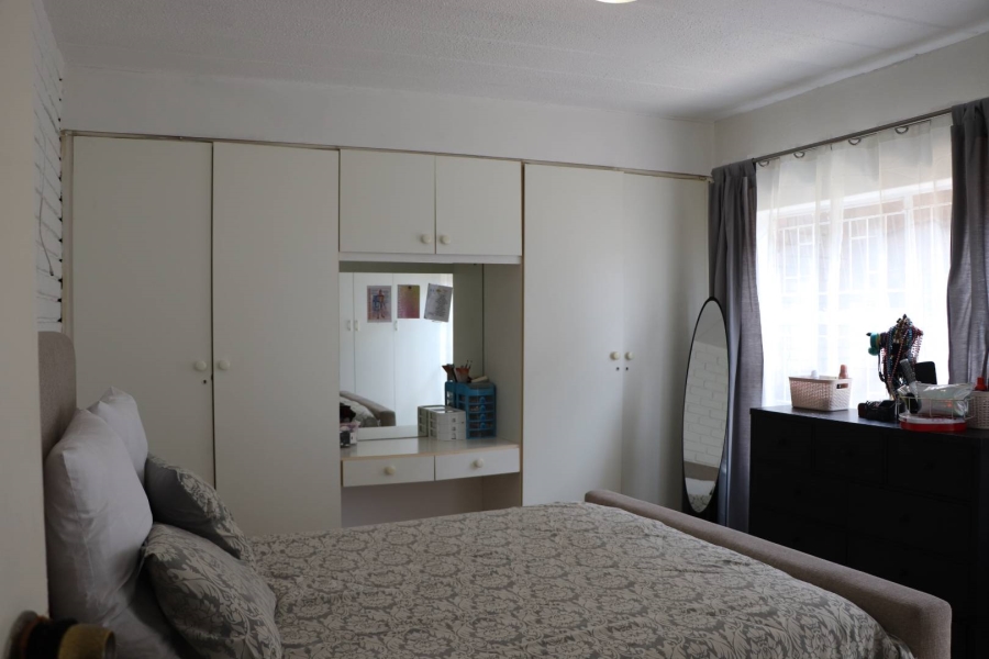 2 Bedroom Property for Sale in Florida Gauteng
