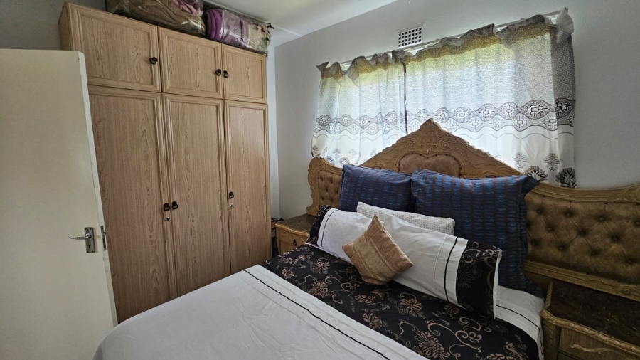 2 Bedroom Property for Sale in Fleurhof Gauteng