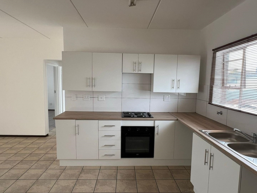 2 Bedroom Property for Sale in Bardene Gauteng