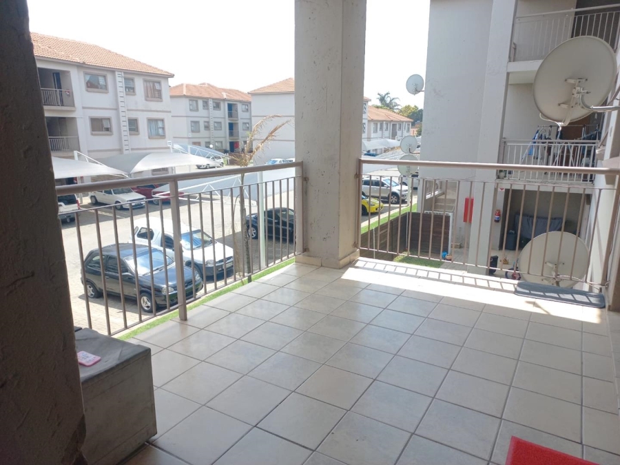 2 Bedroom Property for Sale in Bardene Gauteng