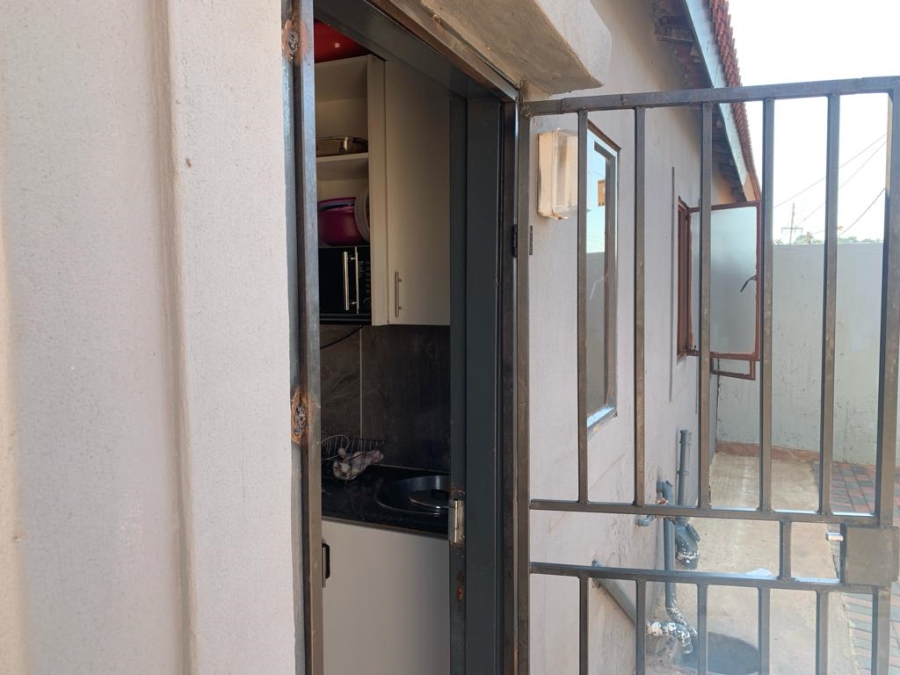 2 Bedroom Property for Sale in Devland Gauteng