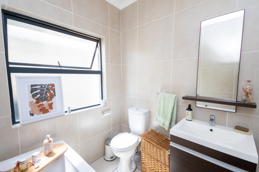 2 Bedroom Property for Sale in Fourways Gauteng