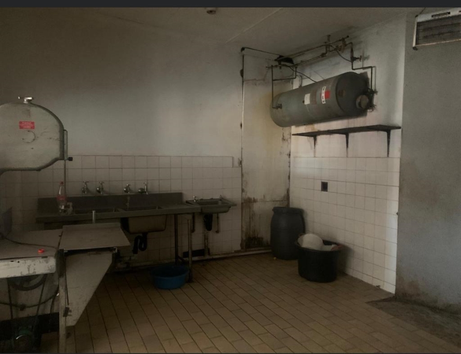 Commercial Property for Sale in Orlando West Gauteng