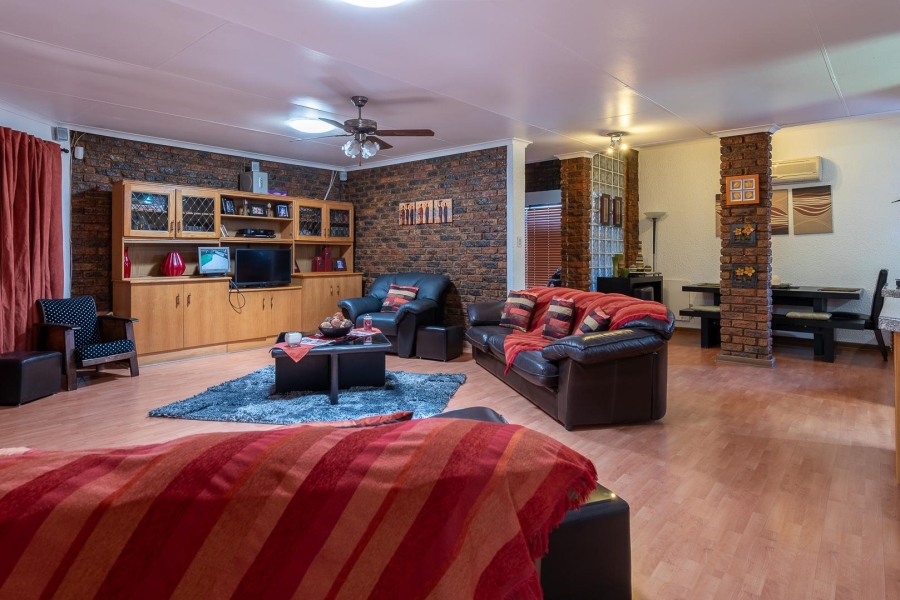 4 Bedroom Property for Sale in Meyersdal Gauteng