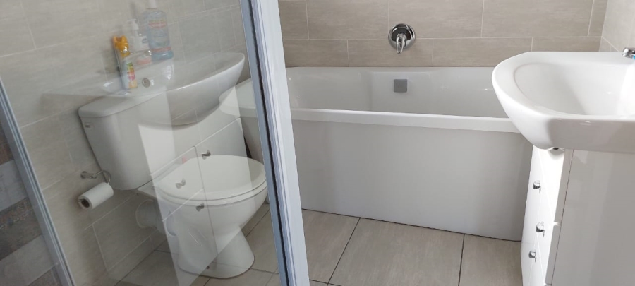 3 Bedroom Property for Sale in South Crest Gauteng