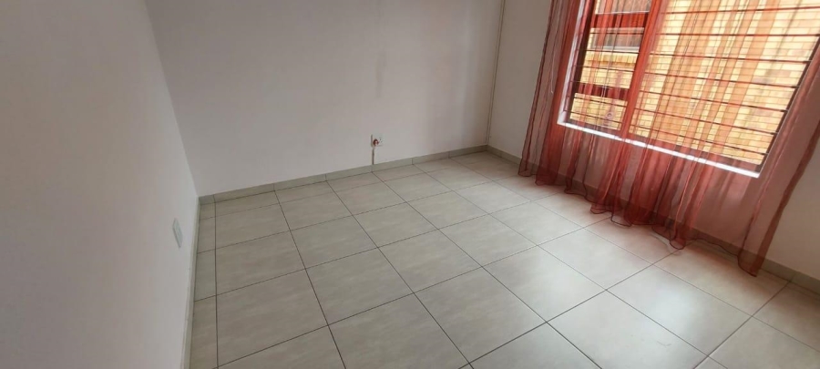 3 Bedroom Property for Sale in South Crest Gauteng