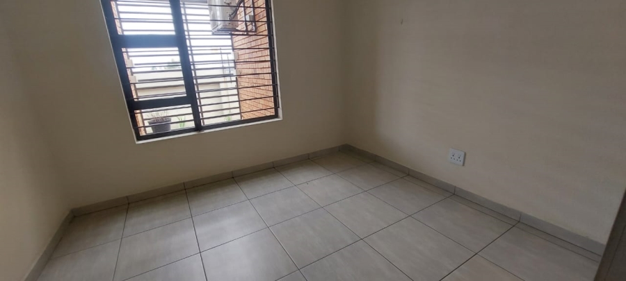 3 Bedroom Property for Sale in South Crest Gauteng