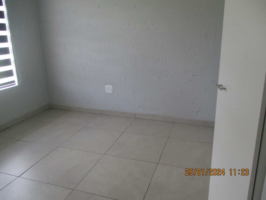 2 Bedroom Property for Sale in Alberante Gauteng