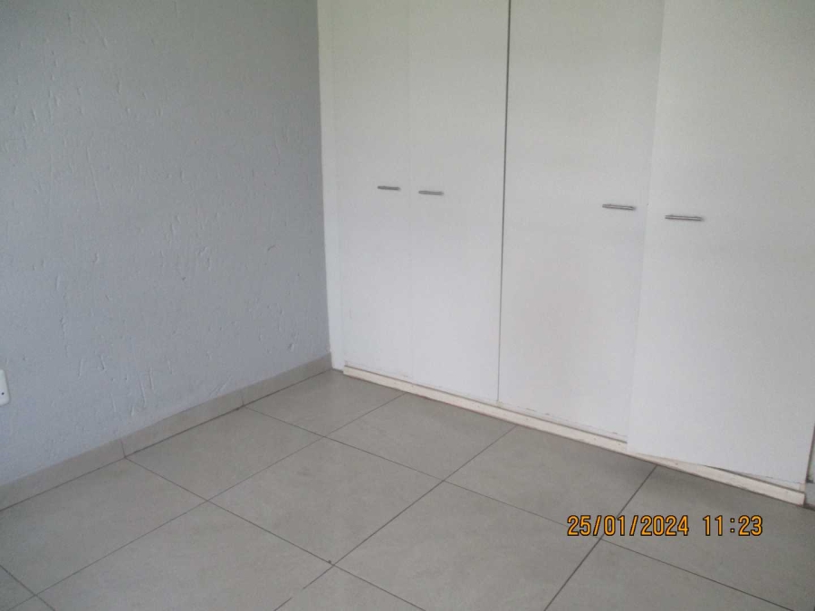 2 Bedroom Property for Sale in Alberante Gauteng