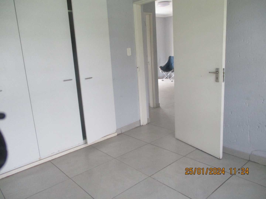2 Bedroom Property for Sale in Alberante Gauteng