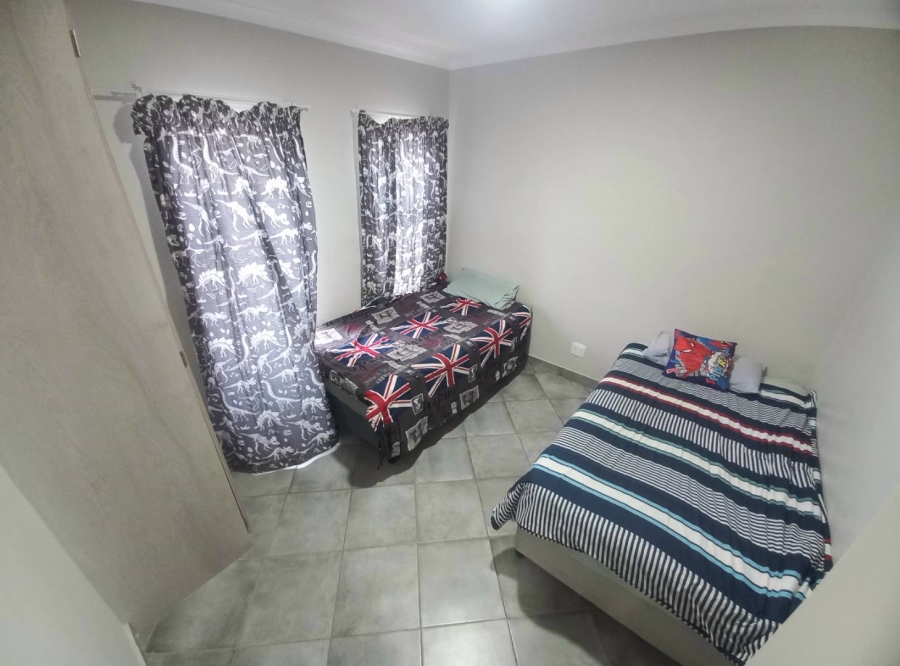 3 Bedroom Property for Sale in Kosmosdal Gauteng