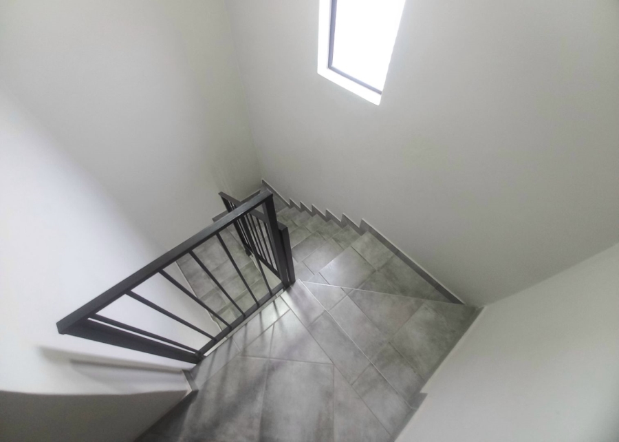 3 Bedroom Property for Sale in Kosmosdal Gauteng