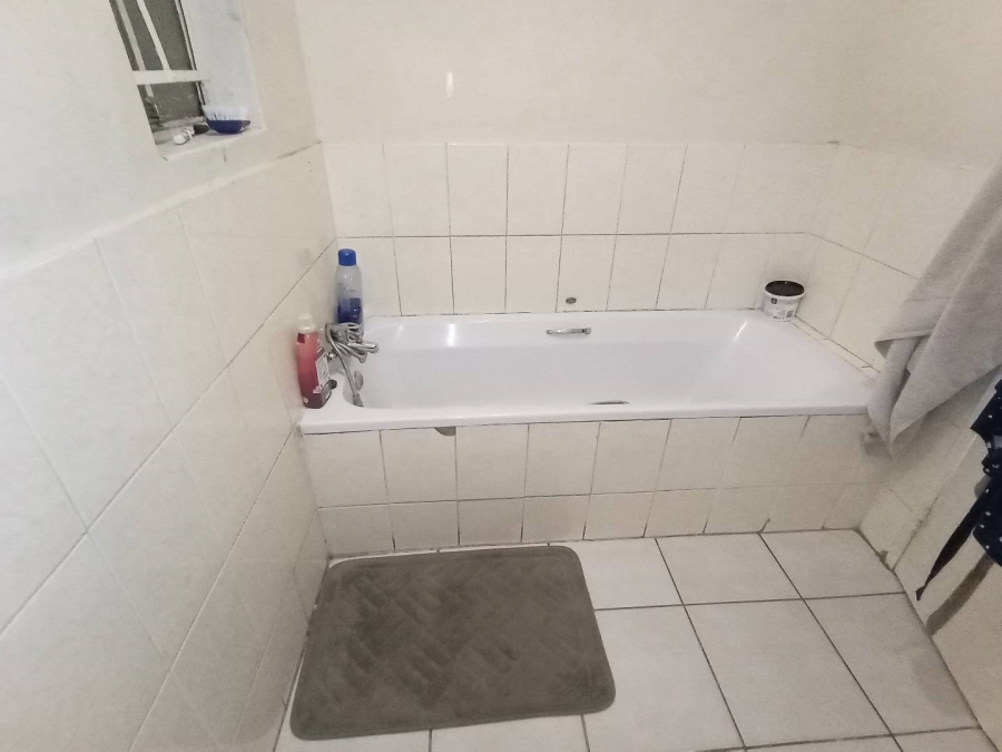 1 Bedroom Property for Sale in Norkem Park Gauteng
