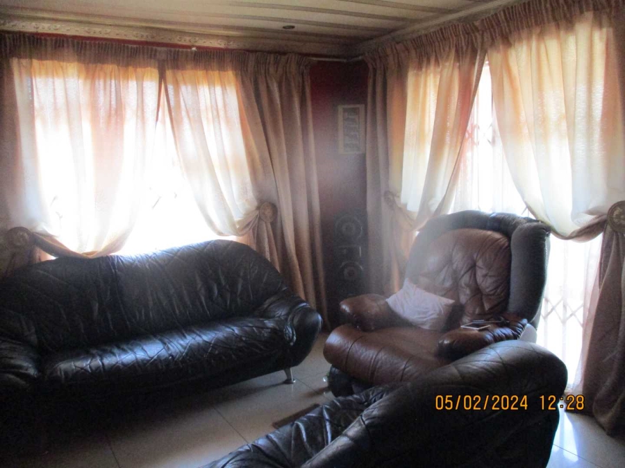 3 Bedroom Property for Sale in Protea Glen Gauteng