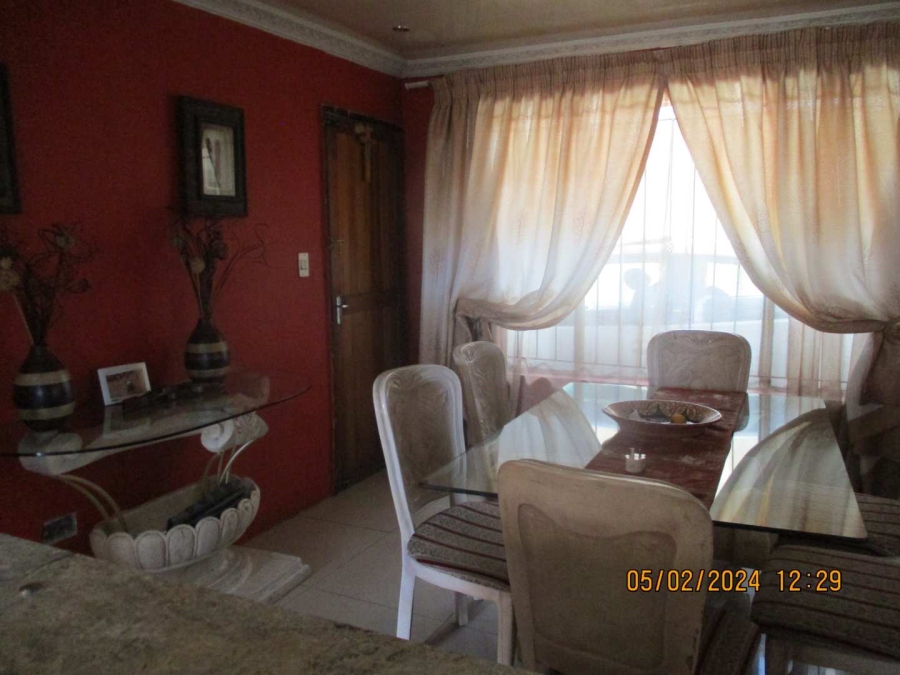 3 Bedroom Property for Sale in Protea Glen Gauteng