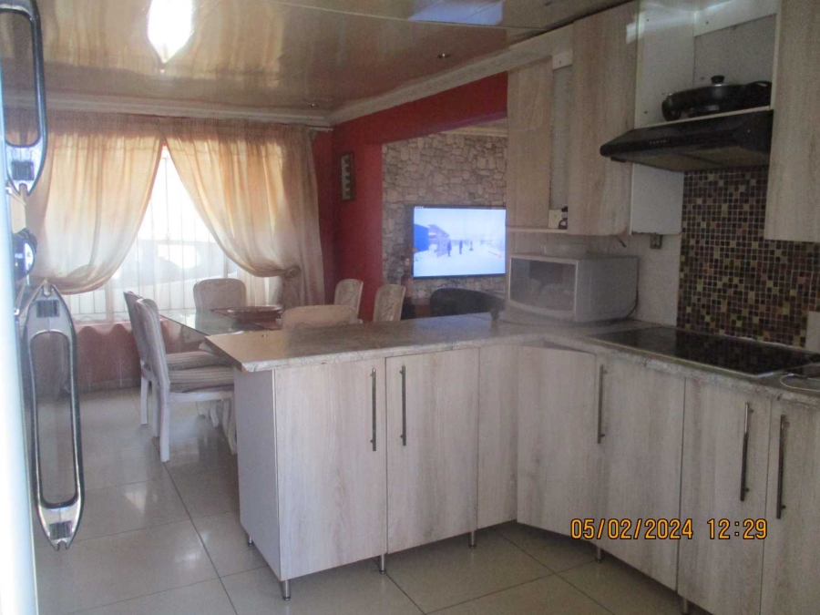 3 Bedroom Property for Sale in Protea Glen Gauteng