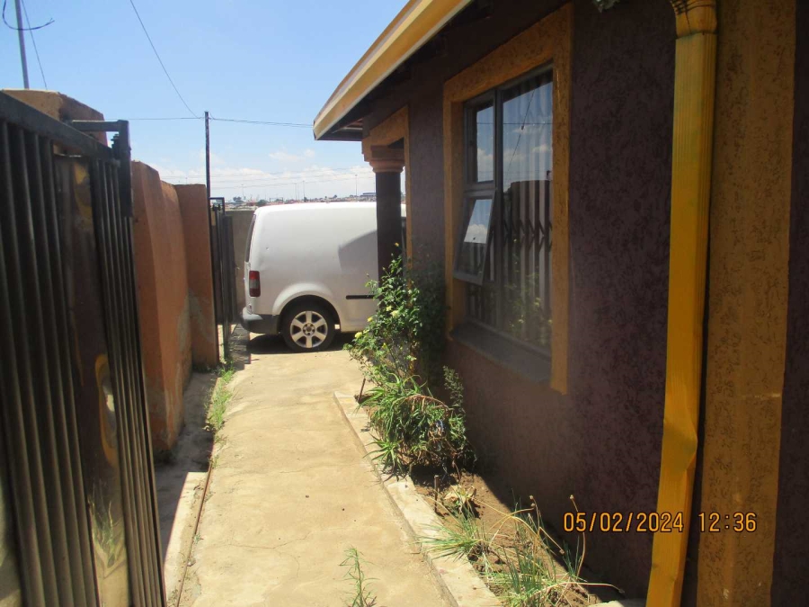 3 Bedroom Property for Sale in Protea Glen Gauteng