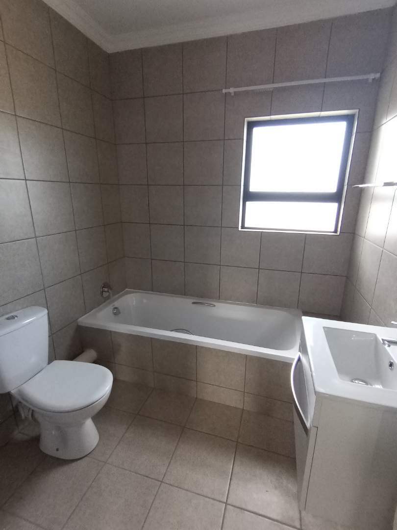 2 Bedroom Property for Sale in Terenure Gauteng